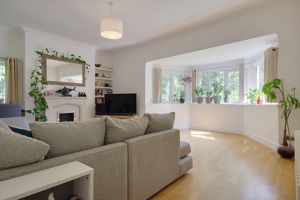 Lounge- click for photo gallery